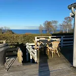 Stunning In Unknown With 3 Bedrooms And Wifi