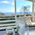Stunning In Unknown With 3 Bedrooms And Wifi * Allinge-Sandvig