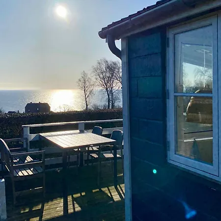 Stunning In Unknown With 3 Bedrooms And Wifi * Allinge-Sandvig