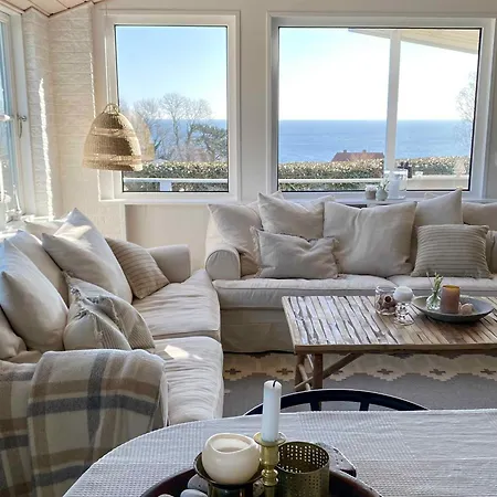 Stunning In Unknown With 3 Bedrooms And Wifi * Allinge-Sandvig